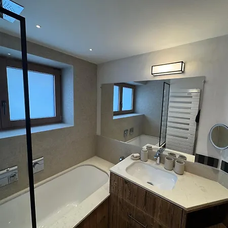 Moderne 3 Chambres, 1850 - Fr-1-613a-41 קורשבל